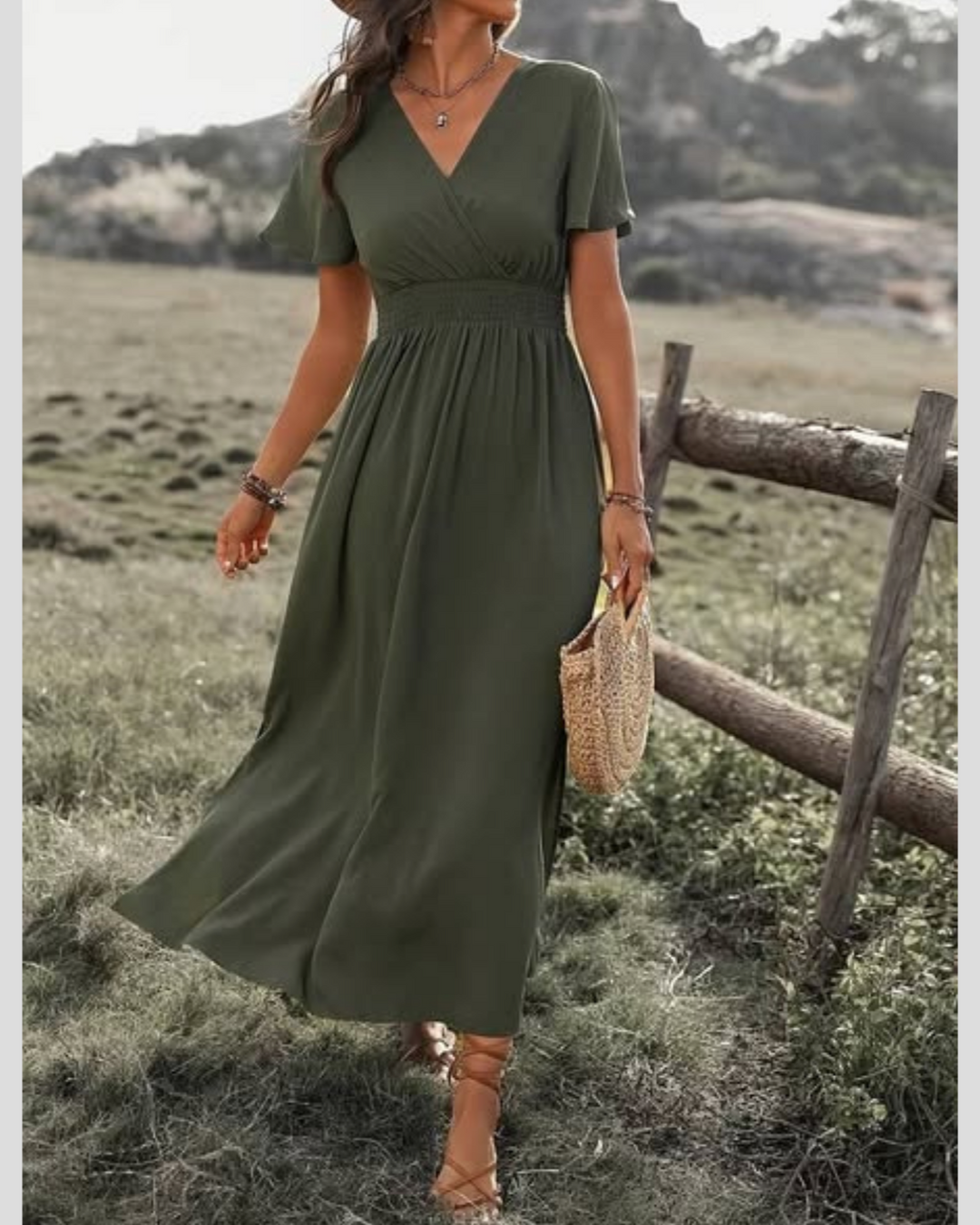 Ursula – Elegant V-Neck Maxi Dress