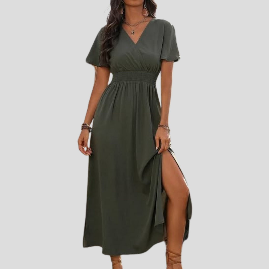 Ursula – Elegant V-Neck Maxi Dress