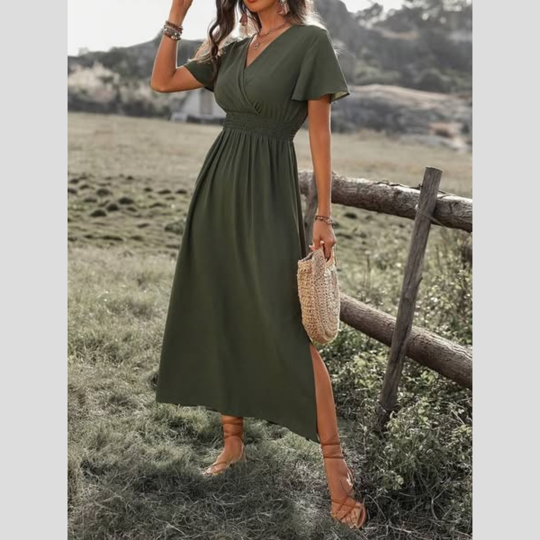 Ursula – Elegant V-Neck Maxi Dress
