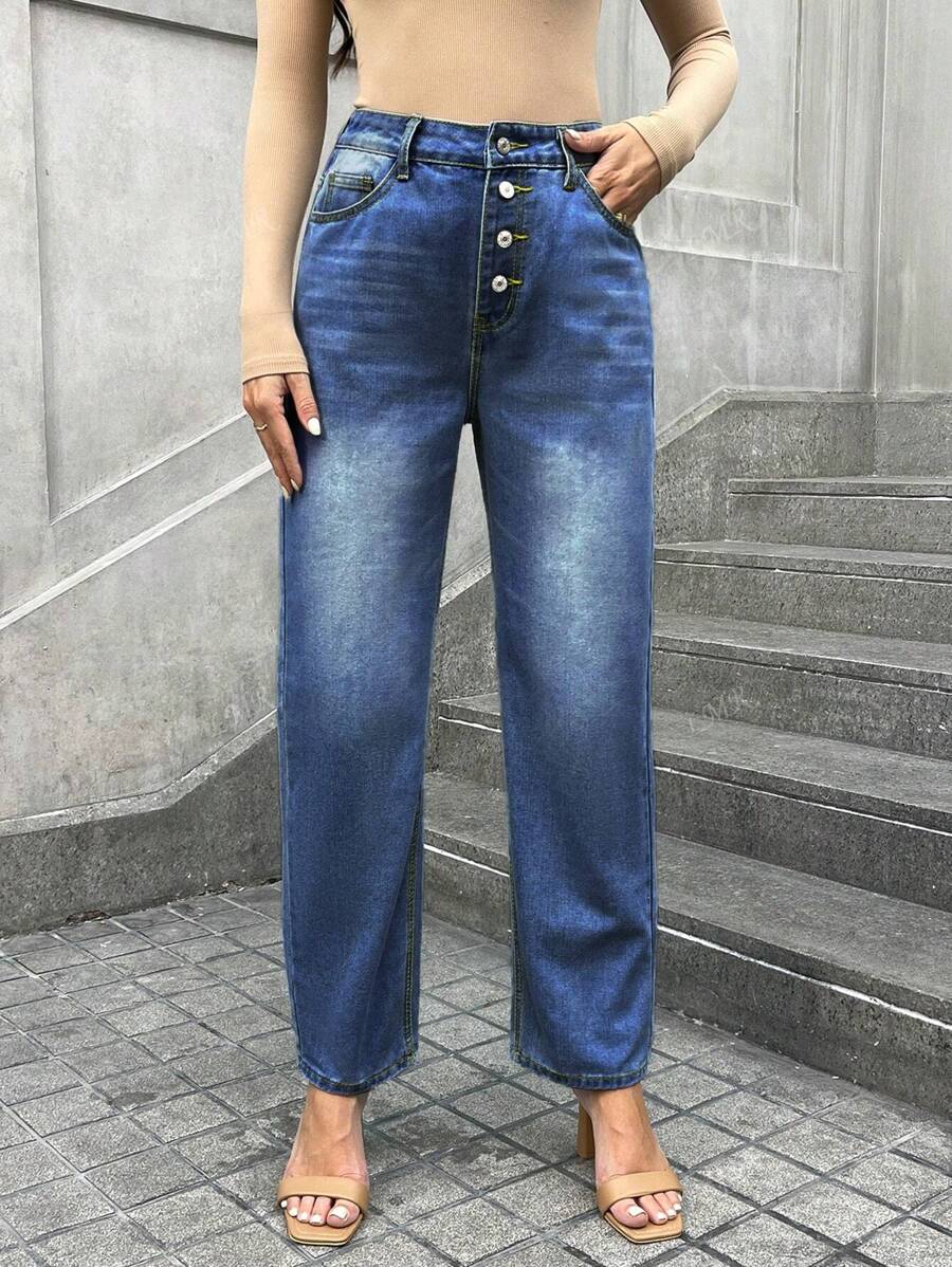 Helen – Straight-Leg Button Jeans