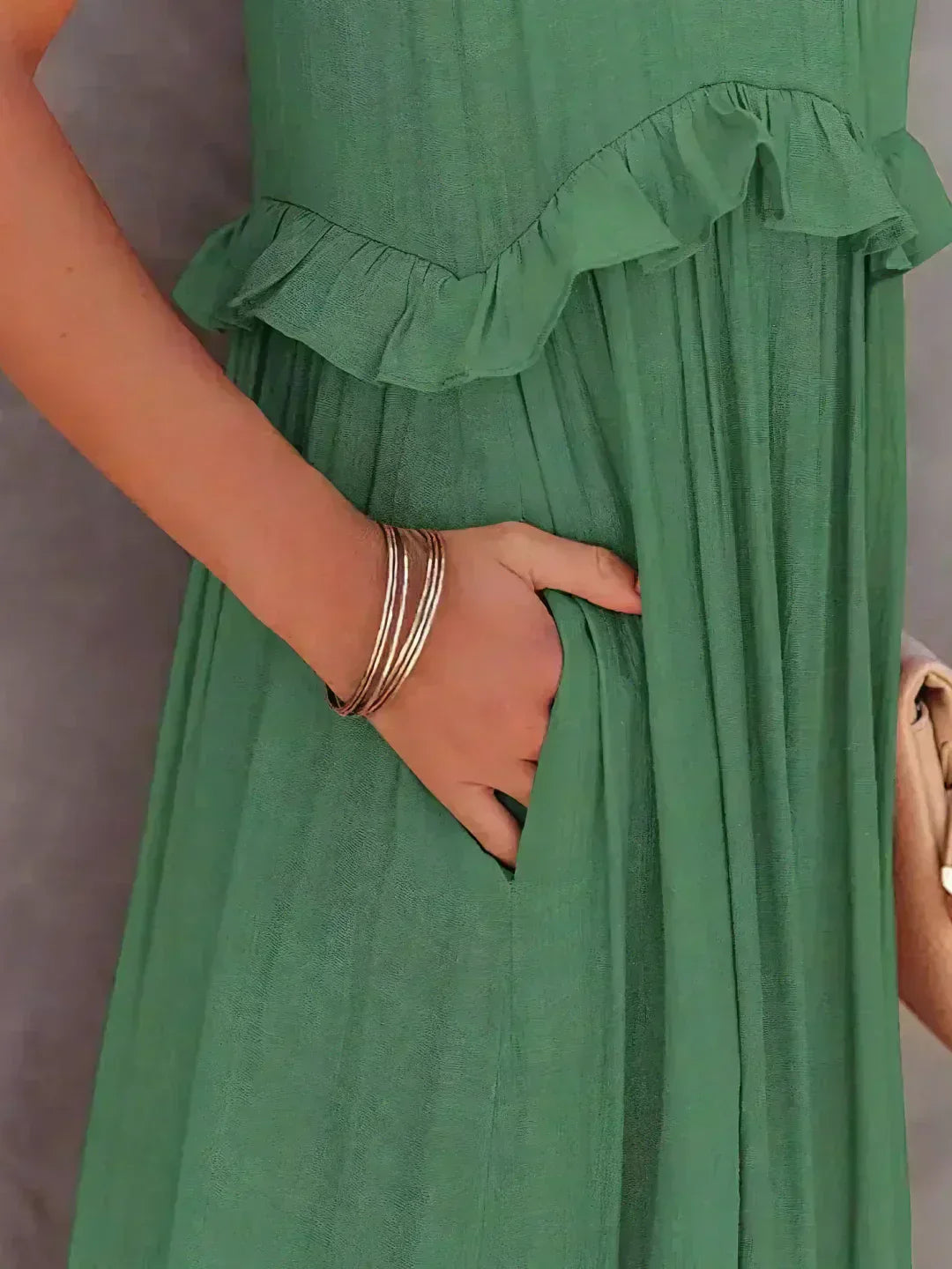 Xanthe – Flowing Ruffle Maxi Dress