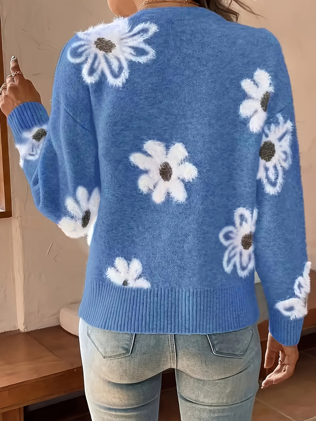 Christine – Soft Floral Knit Cardigan