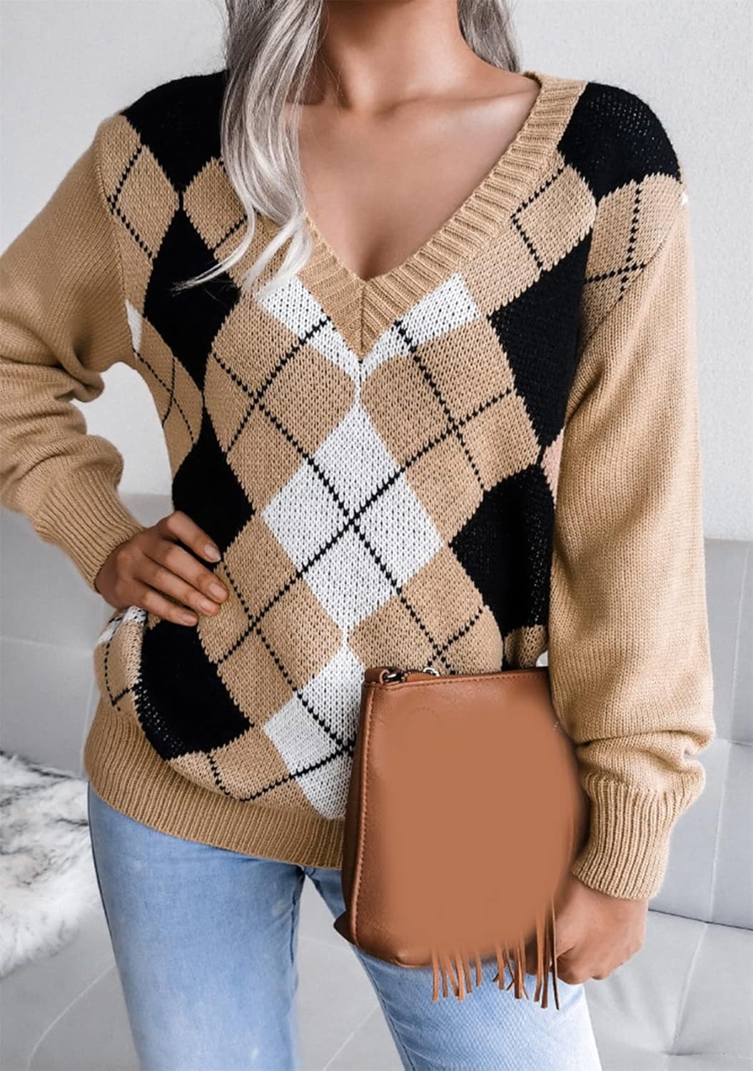 Valerie - Argyle V-Neck Jumper