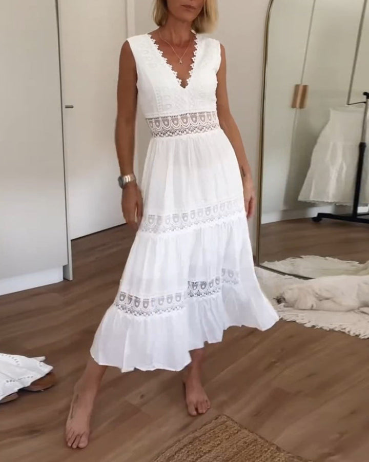 Lillian – Elegant Lace Dress