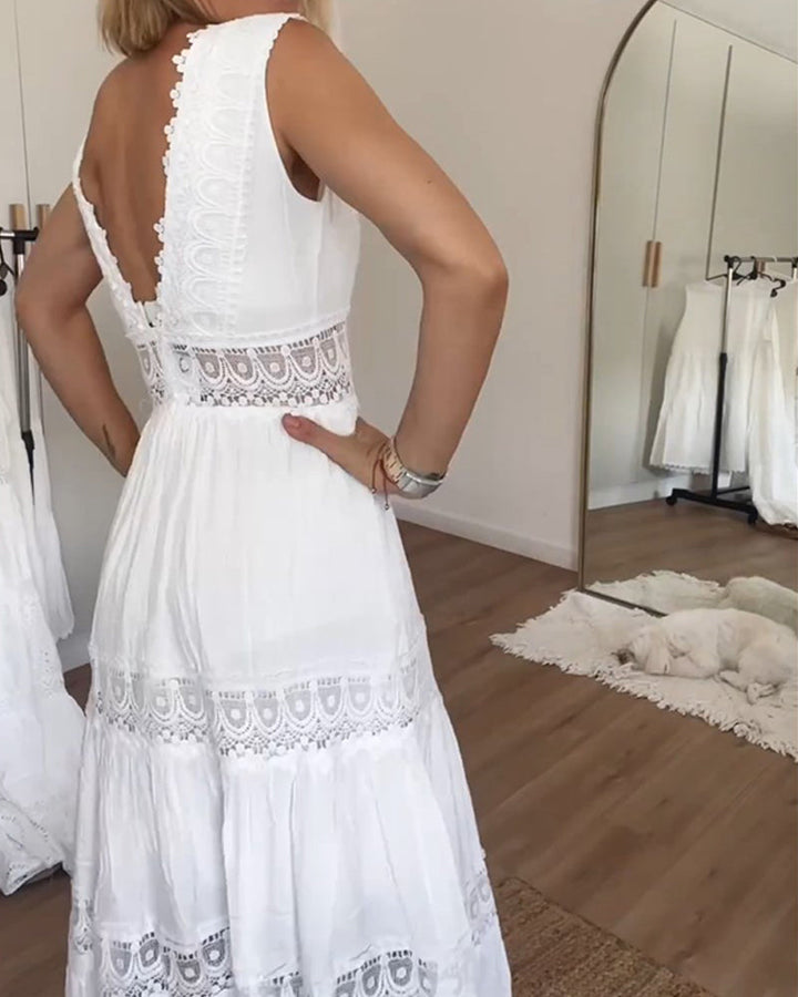 Lillian – Elegant Lace Dress
