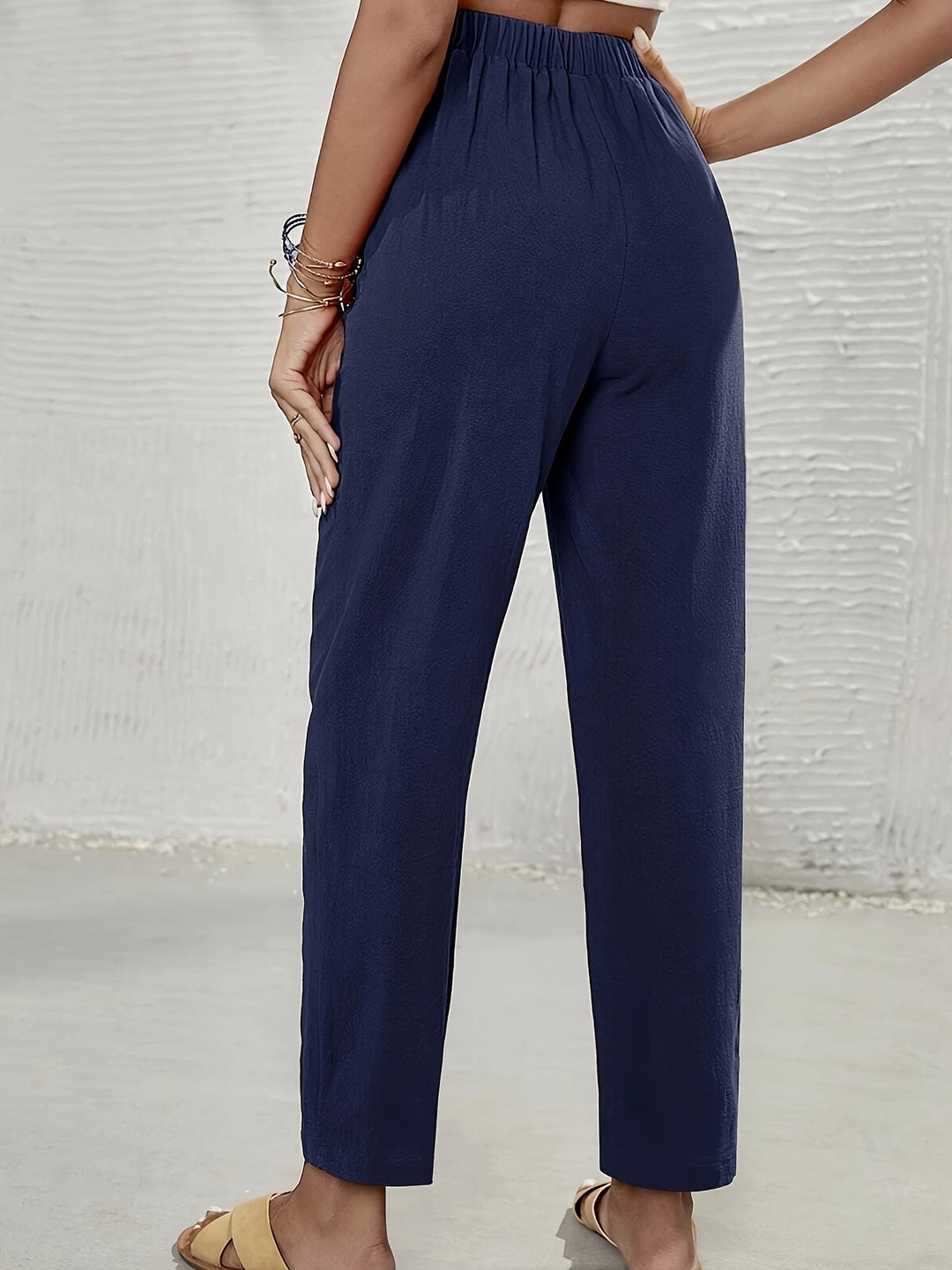 Sylvia – Elegant High-Waisted Cropped Trousers