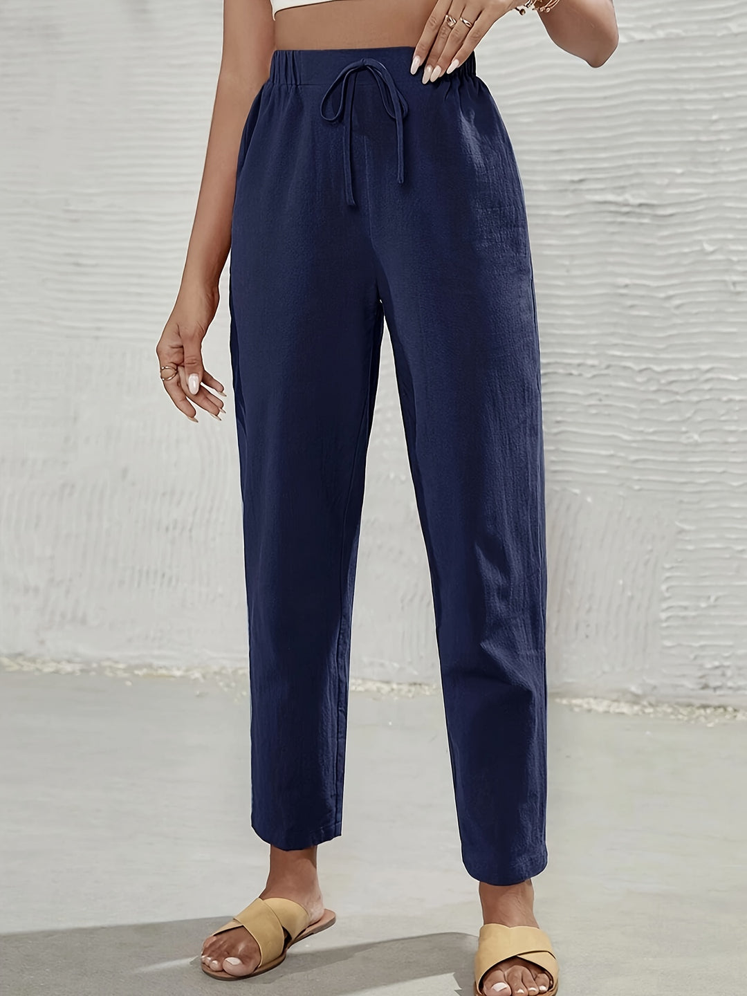 Sylvia – Elegant High-Waisted Cropped Trousers