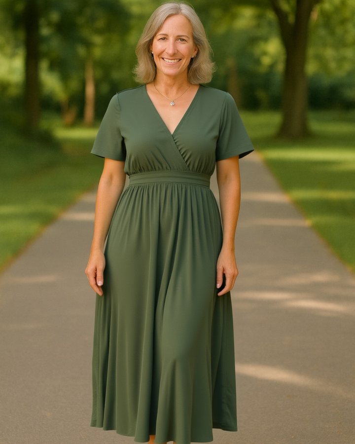 Ursula – Elegant V-Neck Maxi Dress