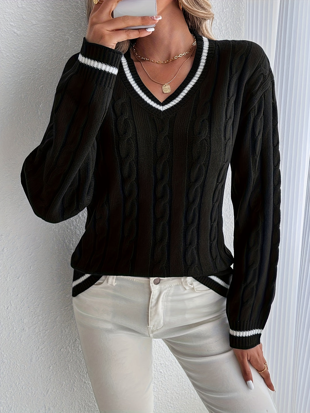 Sylvia – V-Neck Cable Knit Jumper