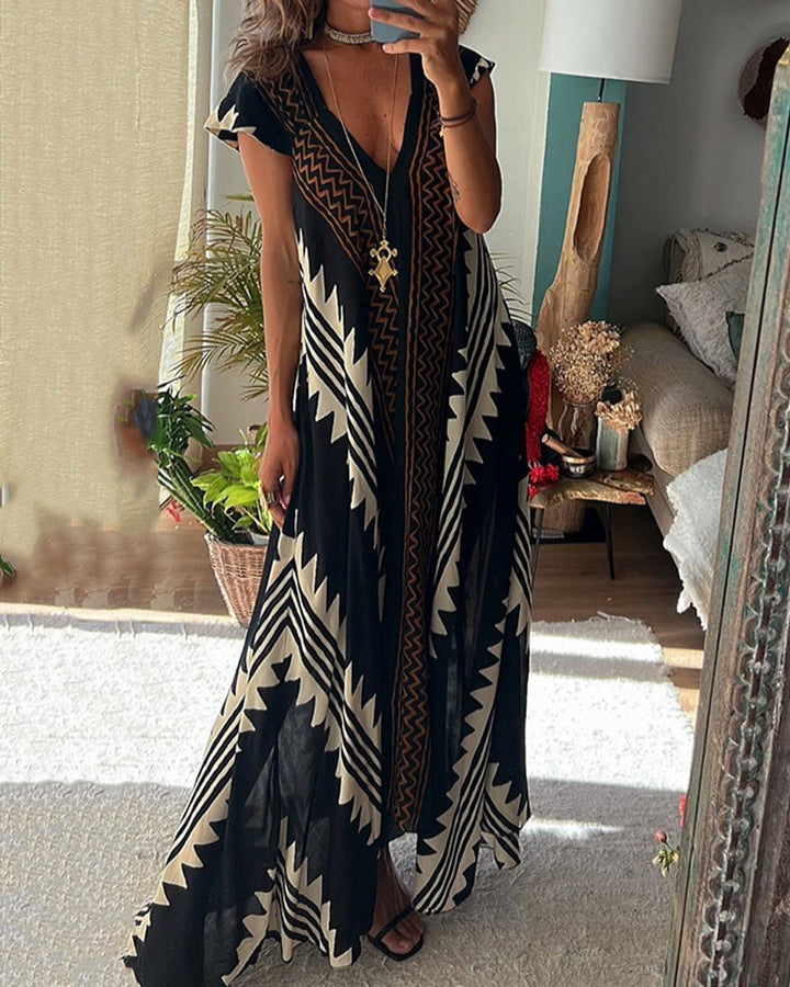 Louisa – Boho V-Neck Maxi Dress