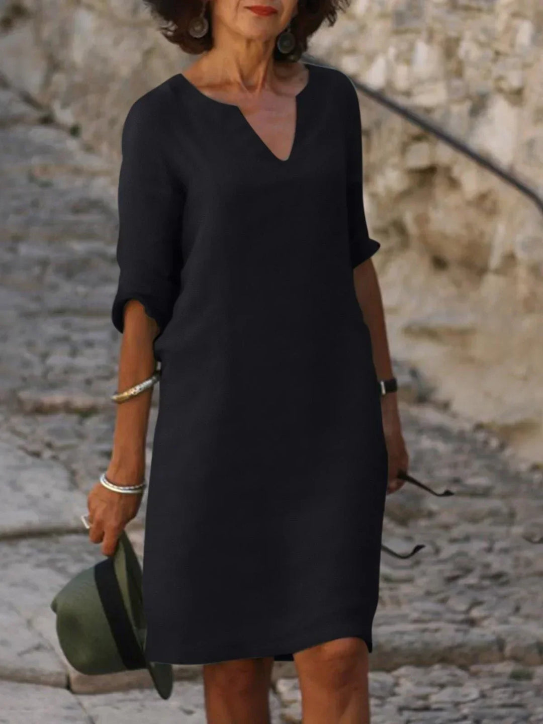 Florence – Graceful V-Neck Dress